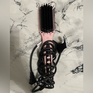 L’ange Hair Straightening Brush